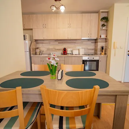 The Sea Balcony - 1bd By Flat Mаnager דירה בורגאס